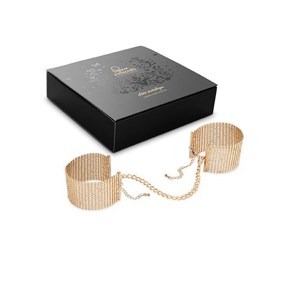 JOYERÍA - PUÑOS DE MALLA METÁLICA DORADA CON DISEÑO METÁLICO