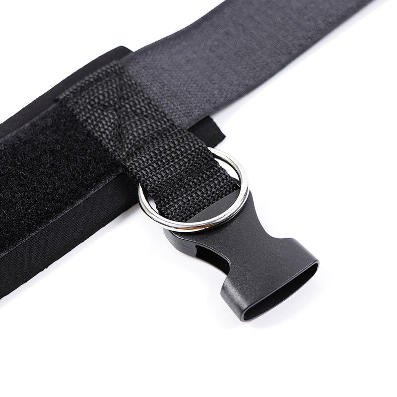 OHMAMA FETISH - NEOPRENE HOOK AND WRIST FIXING