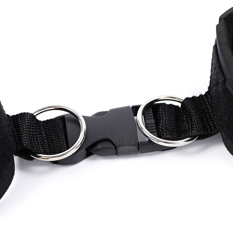 OHMAMA FETISH - NEOPRENE HOOK AND WRIST FIXING