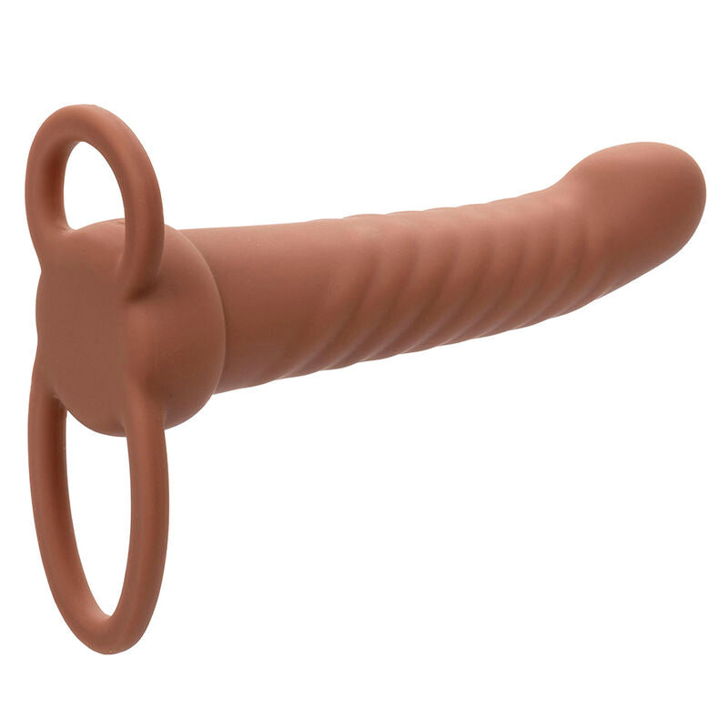CALEXOTICS - MAXX RIBBED DOBLE PENETRADOR 10 VIBRACIONES MARRÓN